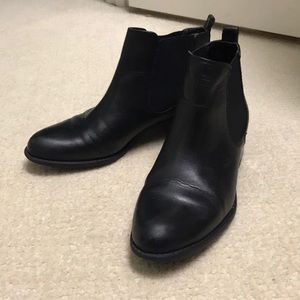 Black Leather Chelsea Boots